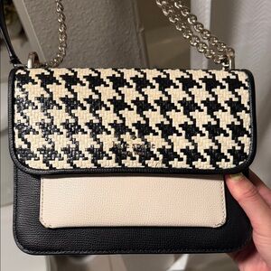 kate spade Black and White Houndstooth Chain Strap Crossbody Bag